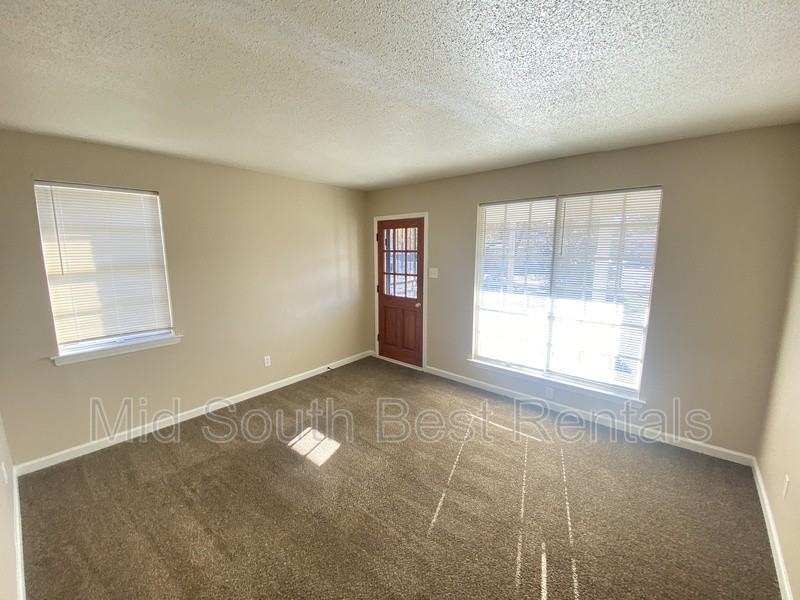 1132 Semmes St - Photo 2 of 6