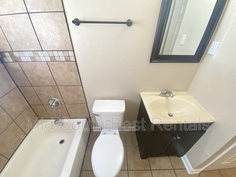 1132 Semmes St - Photo 6 of 6