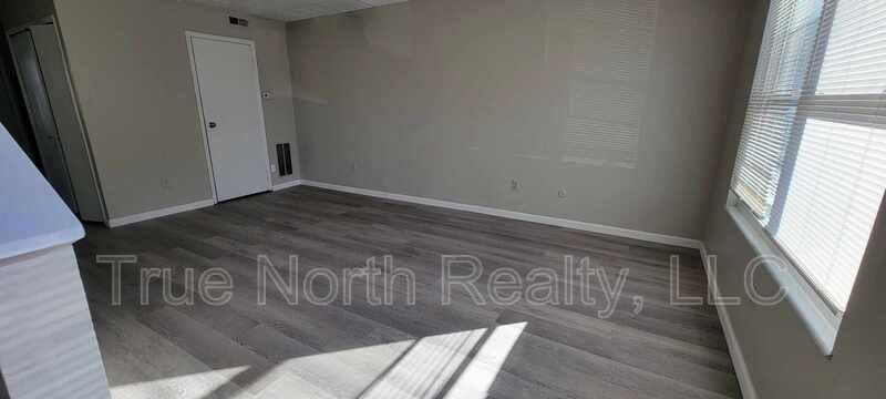 3096 Jackielane Dr - Photo 2 of 37