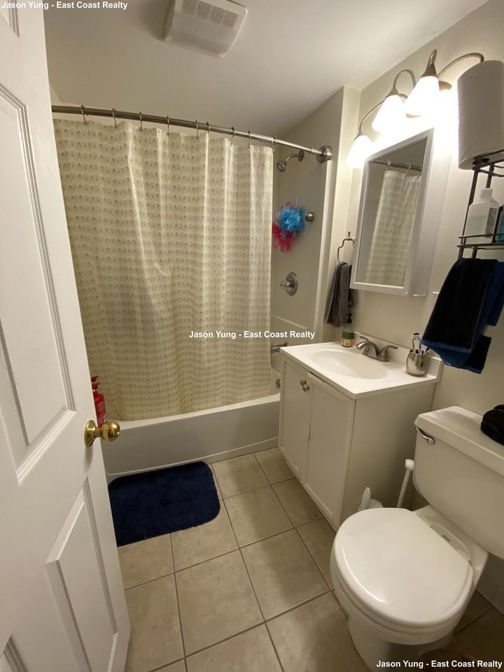 318 Saint Paul St #4 - Photo 6 of 10