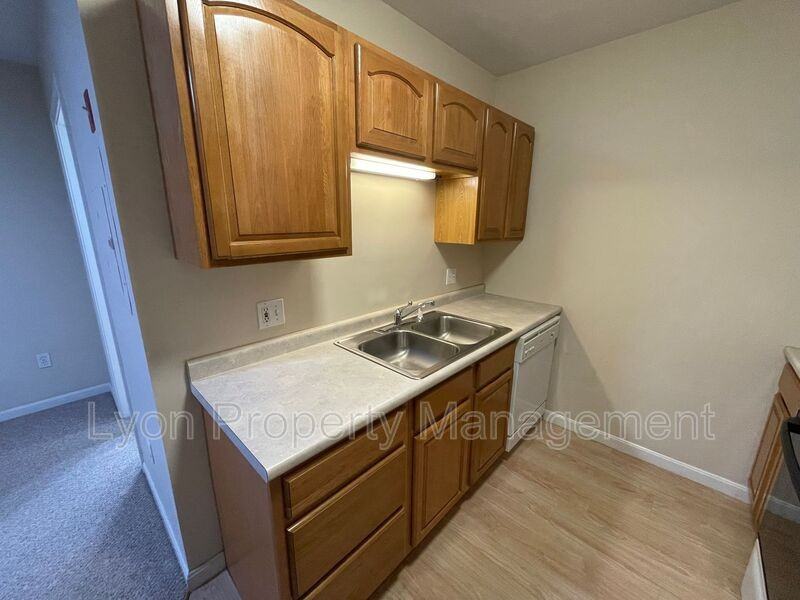 79 Cottage St #3 - Photo 3 of 13