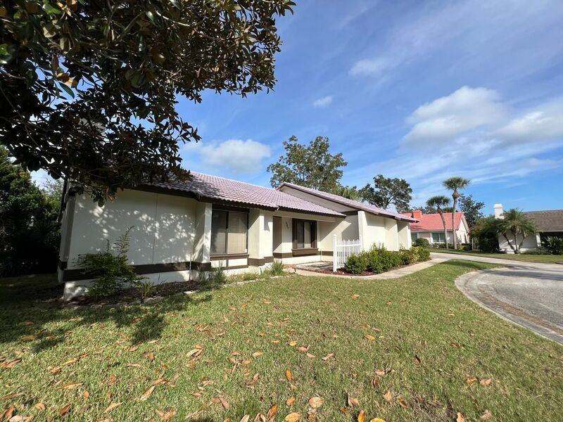 257 Donegal Ct - Photo 3 of 25