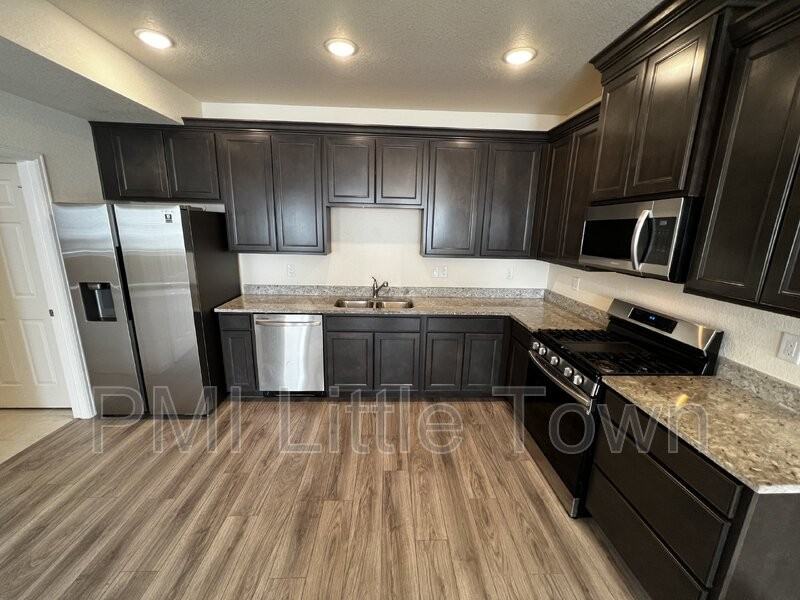 23588 E Ida Dr #C - Photo 5 of 19