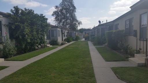 12234 N Santa Fe Ave #D - Photo 3 of 4