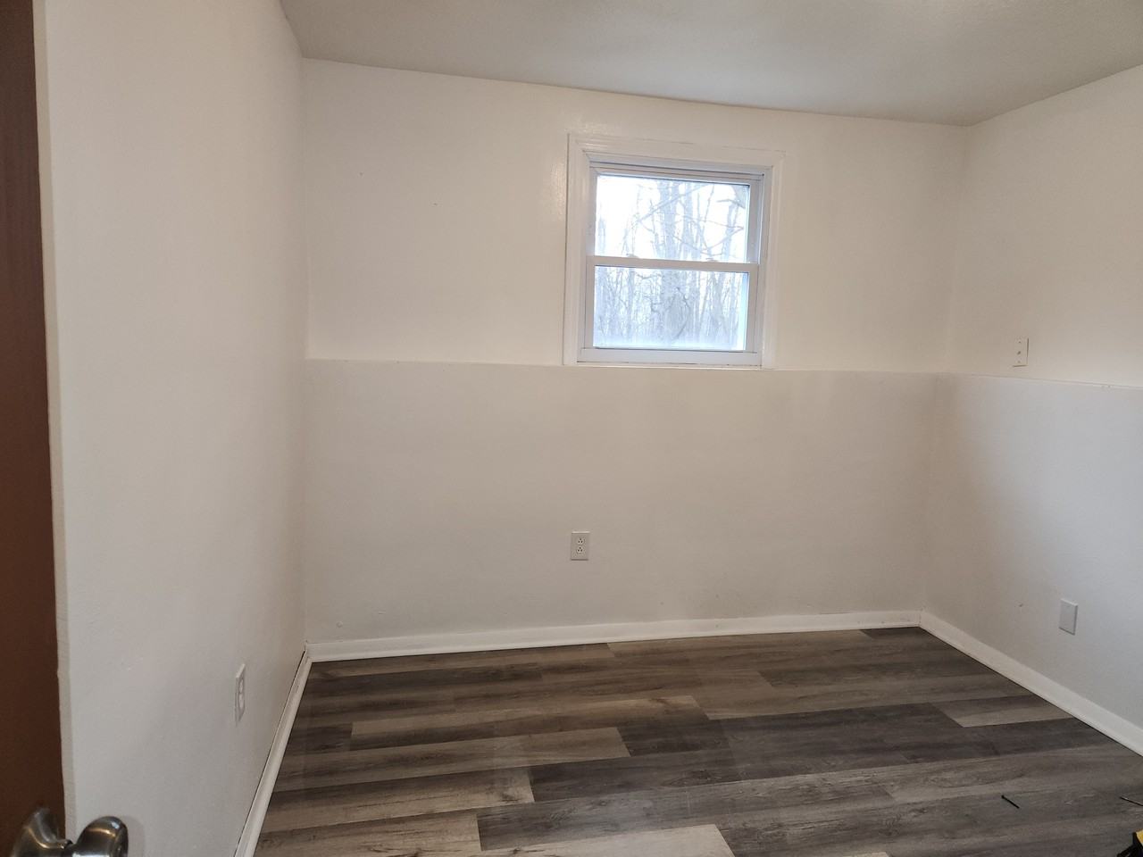 276 Hyatt Ave #1 - Photo 6 of 10