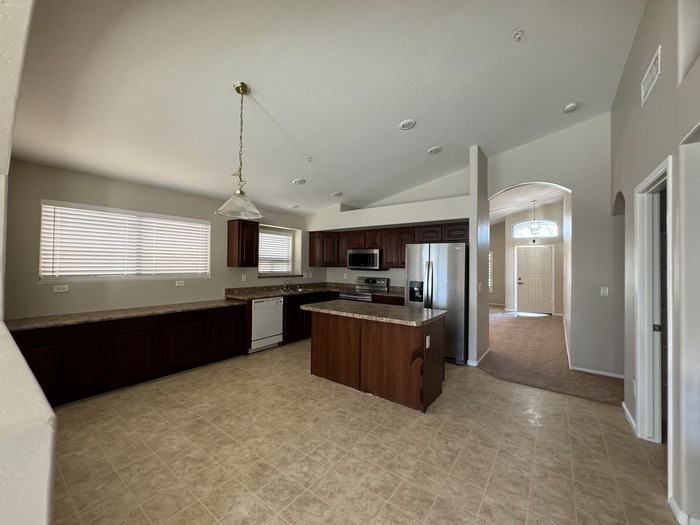 3909 S 103rd Dr - Photo 3 of 15