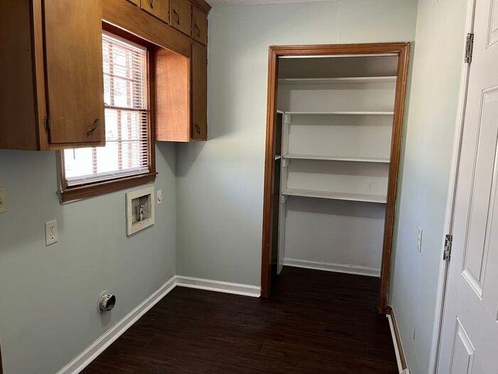 44046 Woodhurst Rd - Photo 2 of 14