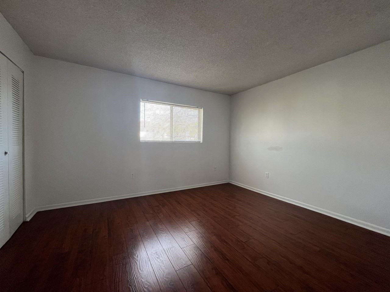 407 Palm Cir E #208 - Photo 6 of 32