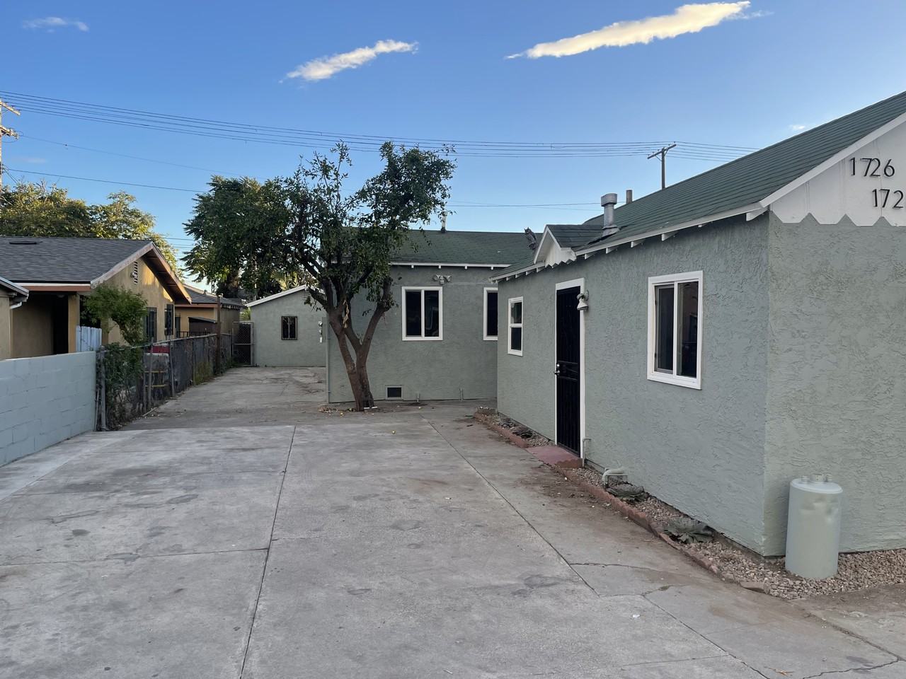 1726 1728 West 55th Street #1728 - Photo 2 of 4