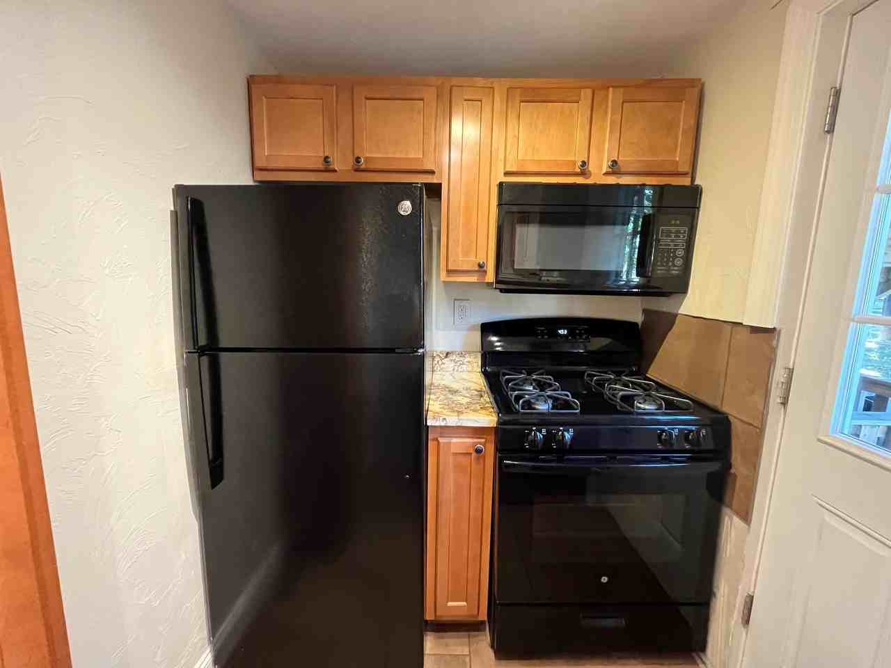 6814 Meade St #1 - Photo 4 of 30