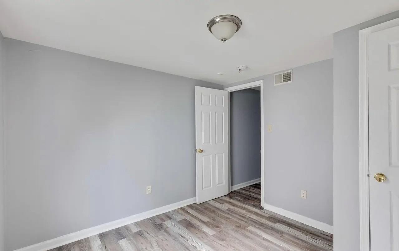 1711 N Gratz St #2F - Photo 4 of 10