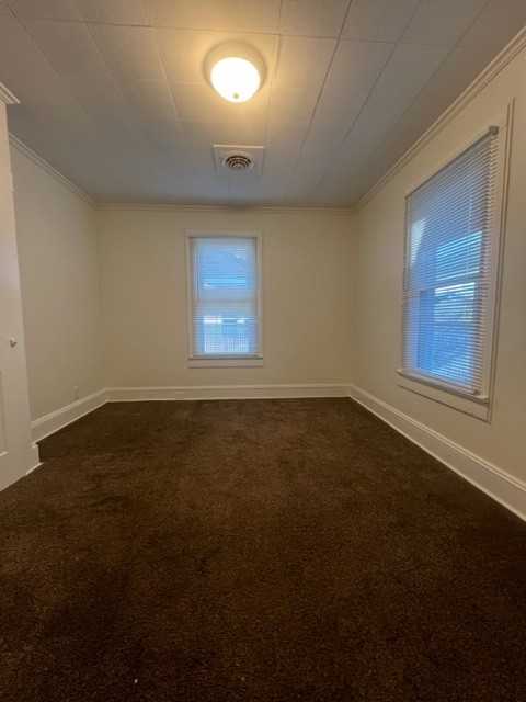 906 Johnson Street #1 - Photo 5 of 10