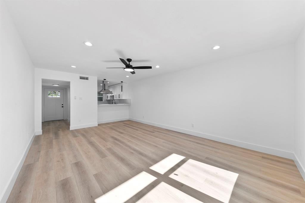 1514 Wirt Rd #8 - Photo 5 of 40