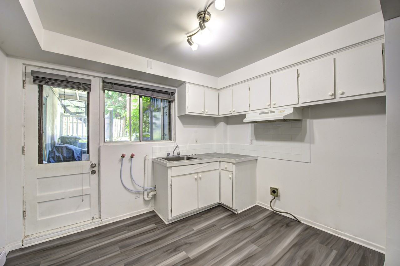 2555 Rue Des Ormeaux #3 - Photo 3 of 10