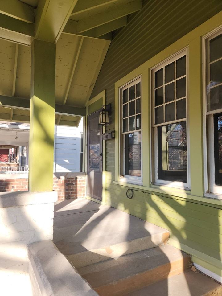 2041 N Talbott St #1 - Photo 2 of 15