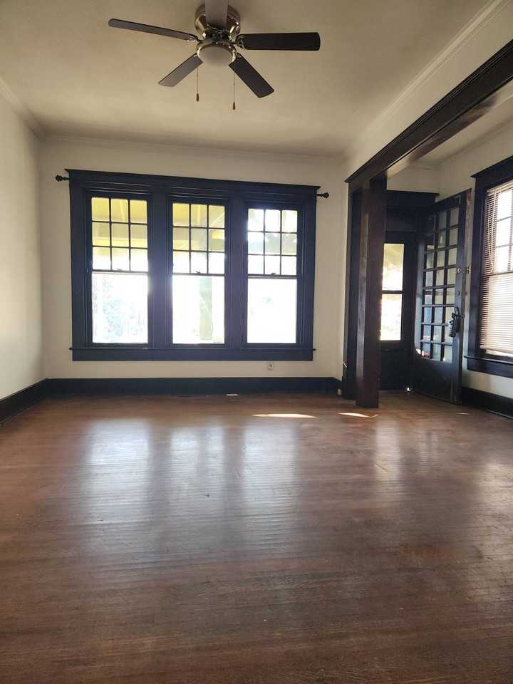 2041 N Talbott St #1 - Photo 6 of 15