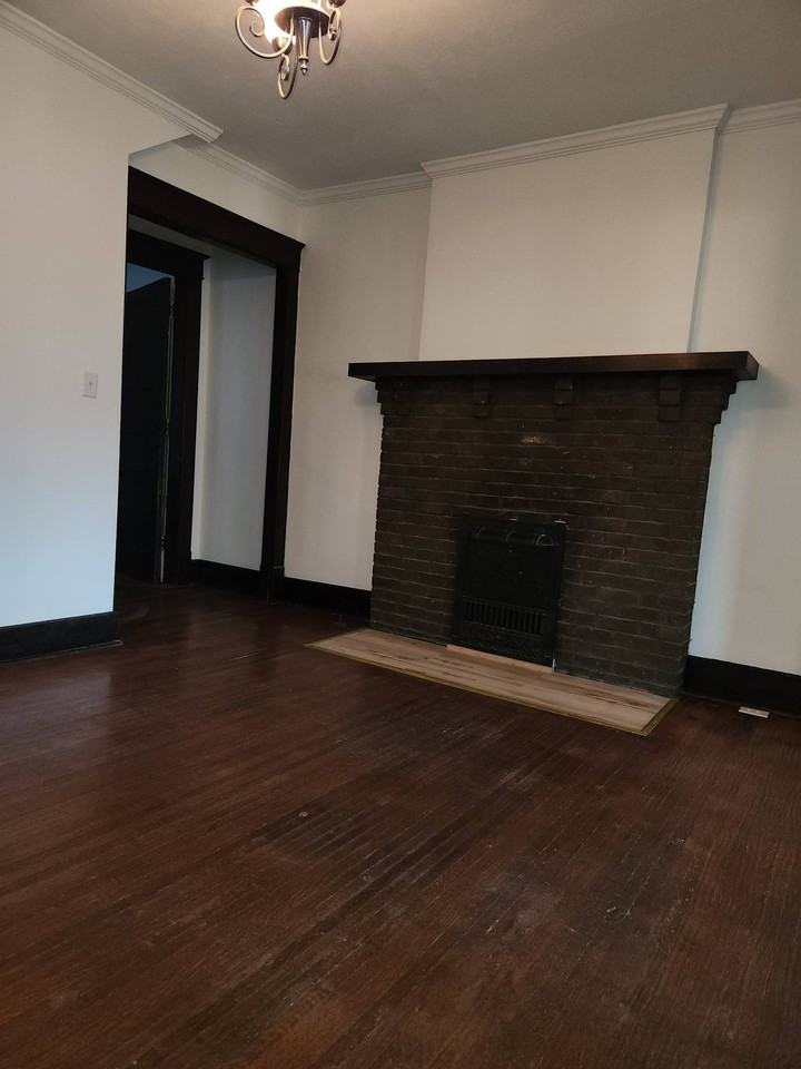 2041 N Talbott St #1 - Photo 7 of 15