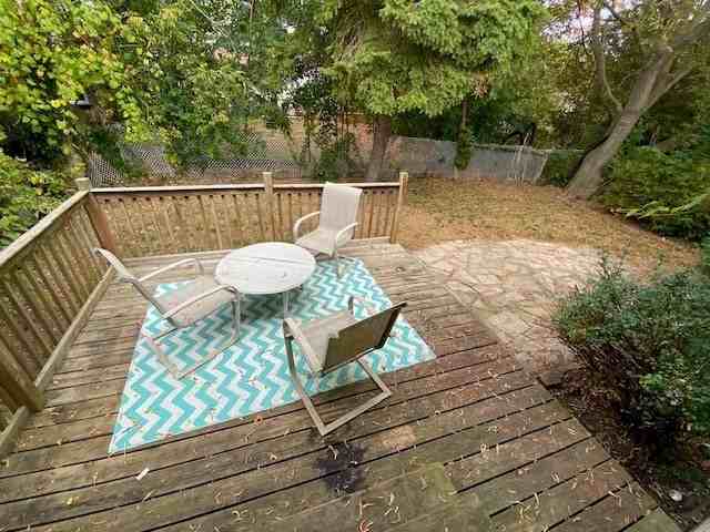 38 Calderwood Dr - Photo 3 of 19