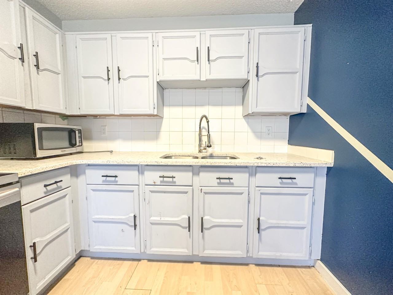 2731 46 St Se #NA - Photo 3 of 24