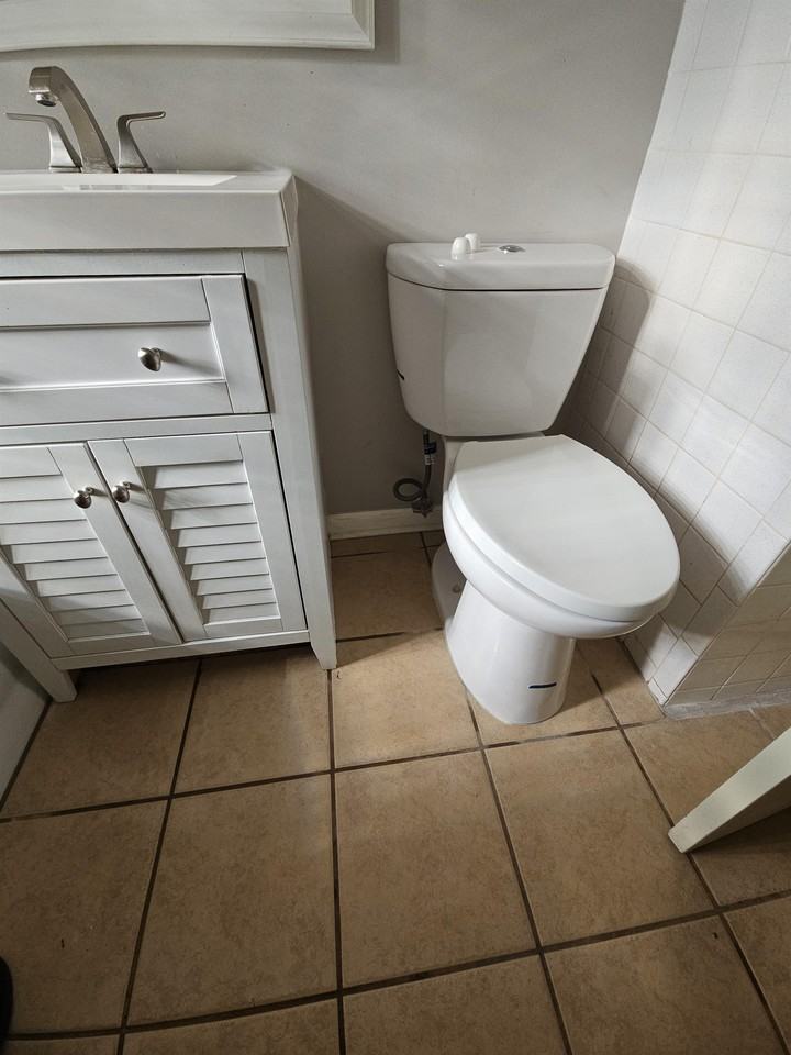 4826 Jarboe Street #2 - Photo 3 of 9