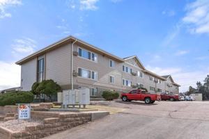 featured image of 4348 N Chestnut St