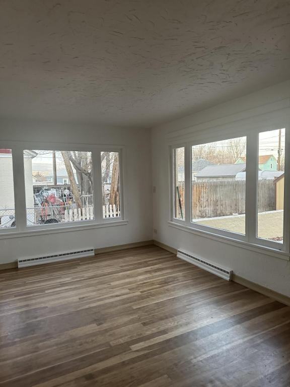 210 Dodge St - Photo 2 of 11