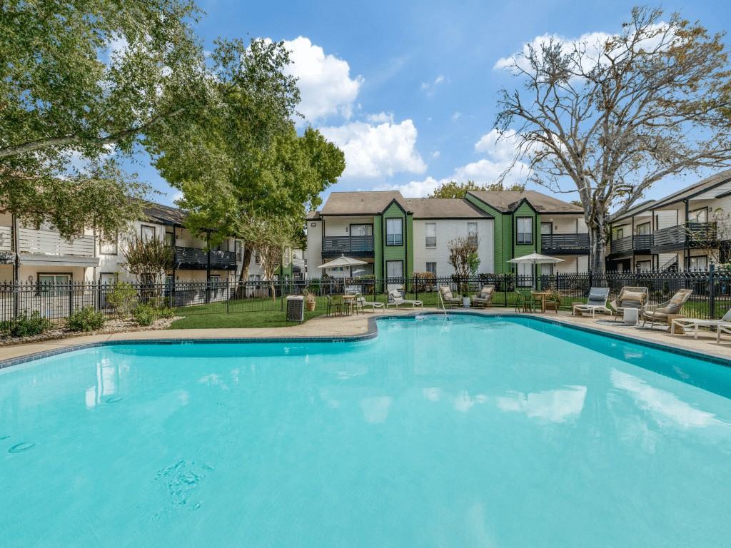 The Argyle - Photo 4 of 50