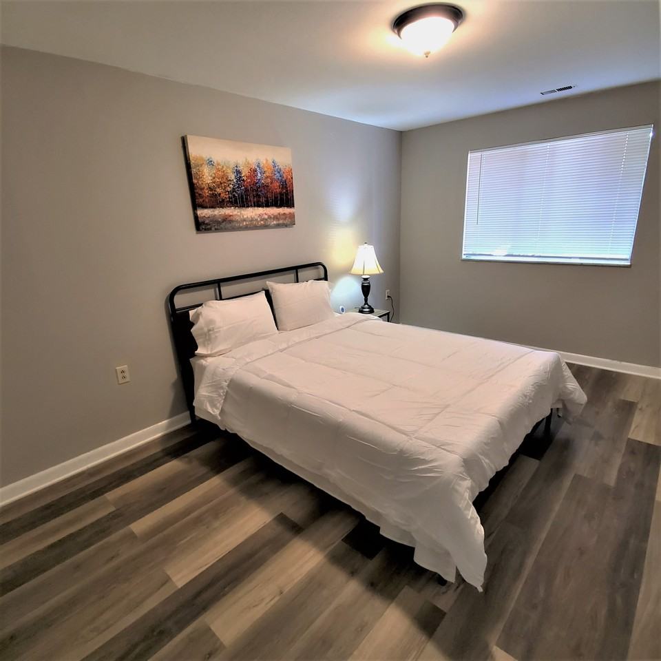 1027 Watervliet Ave #D - Photo 2 of 20