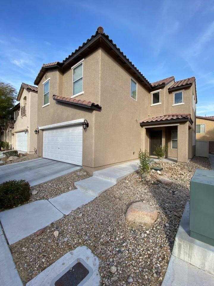 5680 Woods Crossing St - Photo 2 of 28