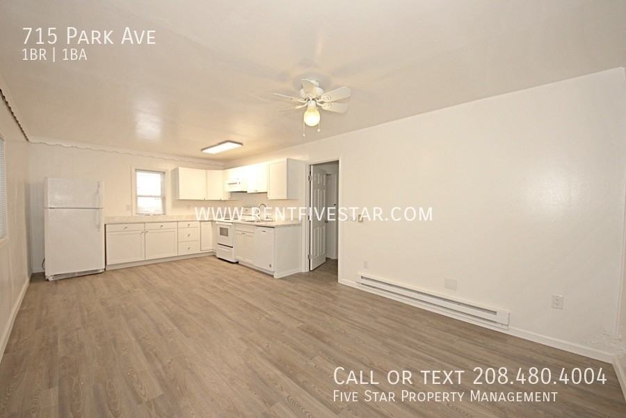 715 Park Ave - Photo 3 of 9