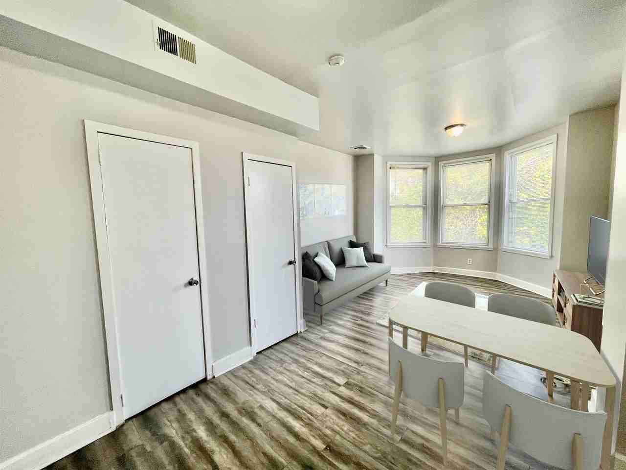 1309 W Allegheny Ave #2R