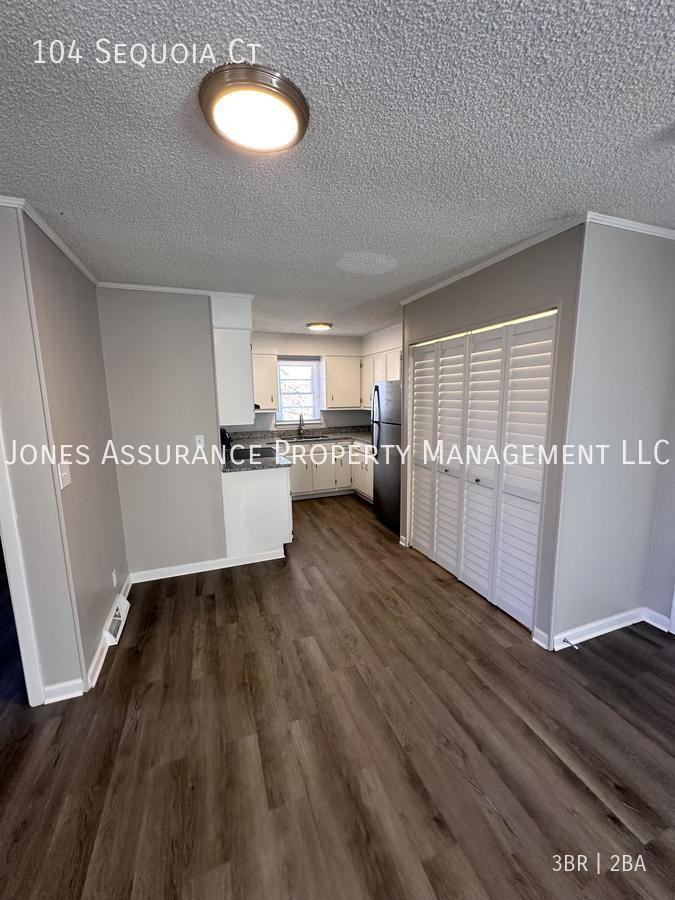 104 Sequoia Ct - Photo 3 of 24