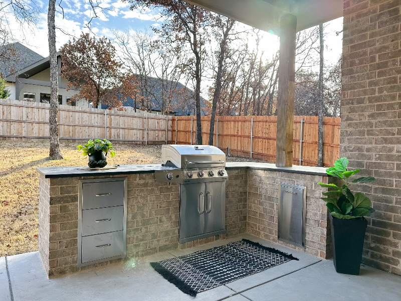 4000 Shady Hill Trl - Photo 2 of 50