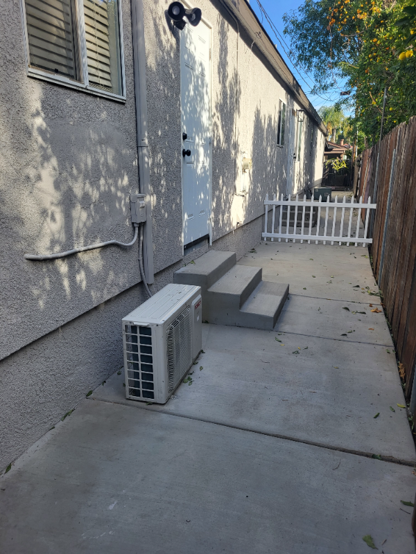 15381 Monterey Ave - Photo 6 of 7