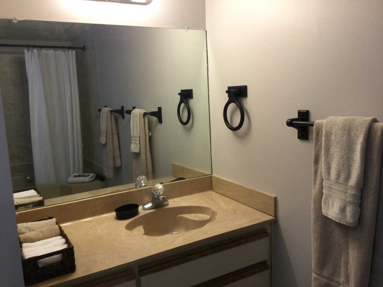 492 W Cherry Rd #1 - Photo 3 of 9