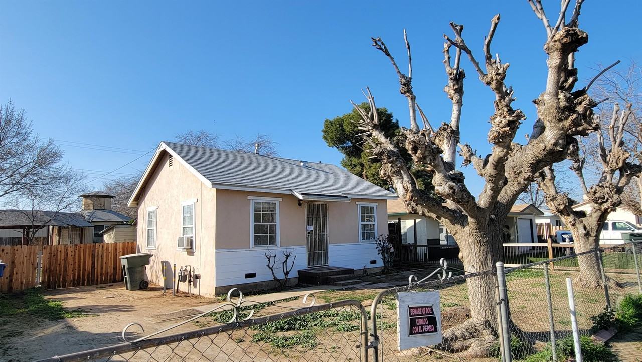 805 Apple St #1 - Photo 4 of 13