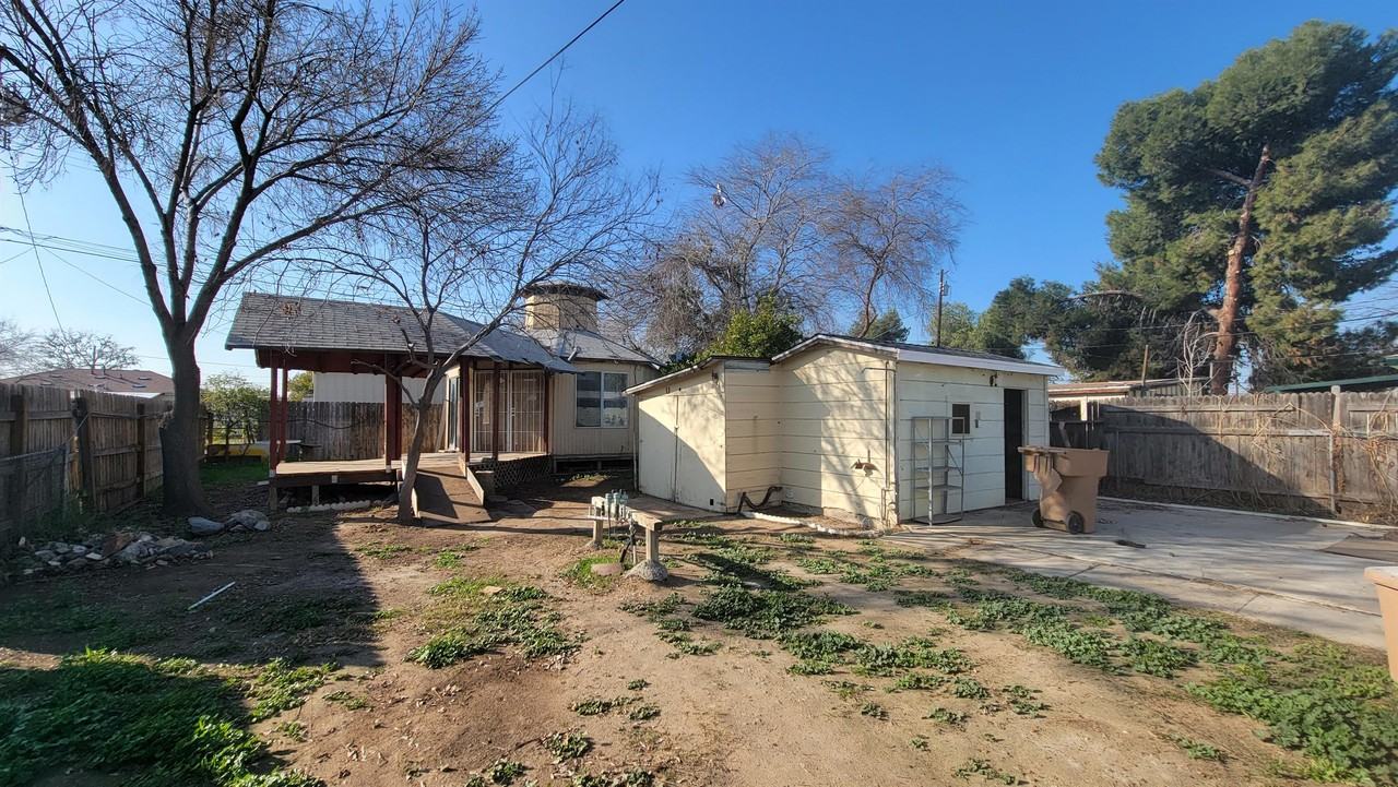 805 Apple St #1 - Photo 6 of 13