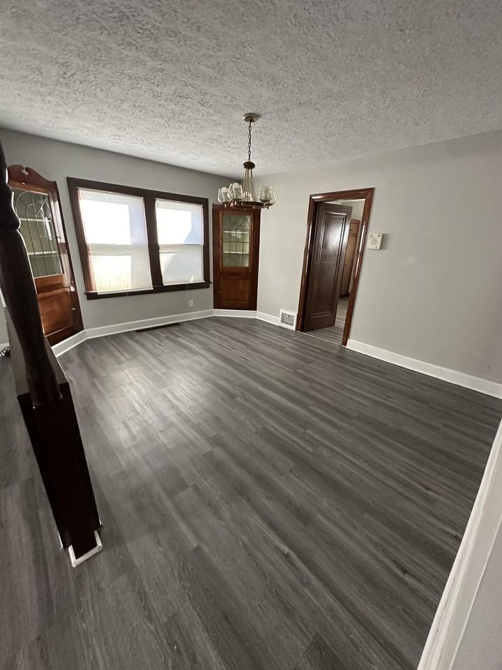 1082 Hillstone Rd #1 - Photo 7 of 28