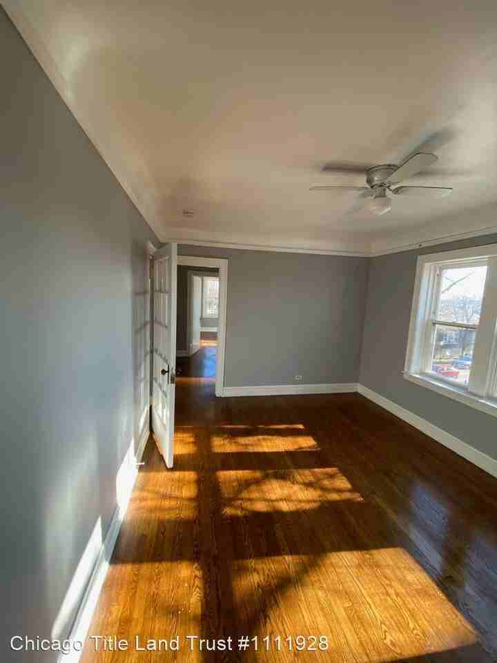 2900-04 N. Laramie Ave. 5200-06 W George St - Photo 2 of 19