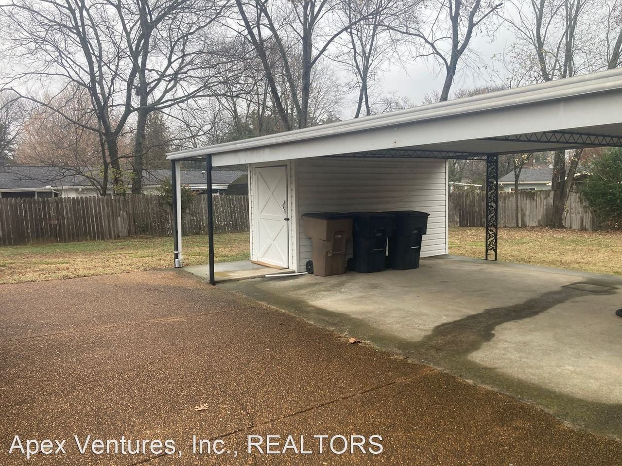 474 Brentlawn Dr - Photo 2 of 15