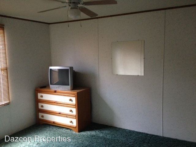 118 Amber Ln - Photo 3 of 5