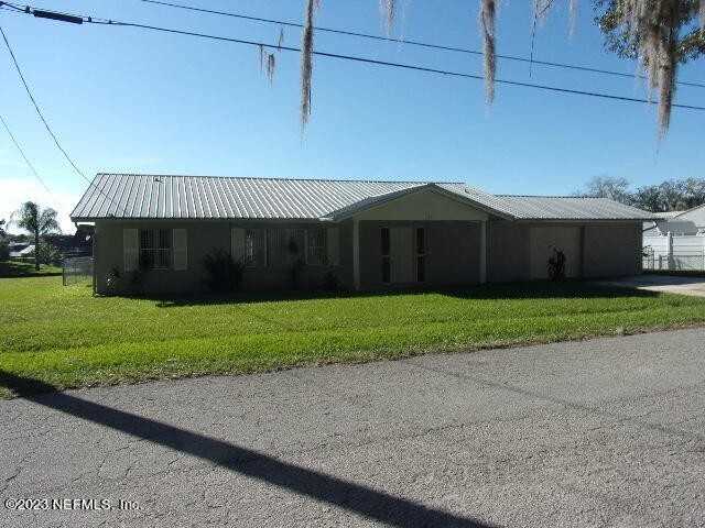 129 Cypress Dr - Photo 2 of 15