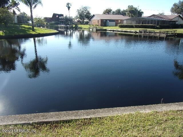 129 Cypress Dr - Photo 3 of 15