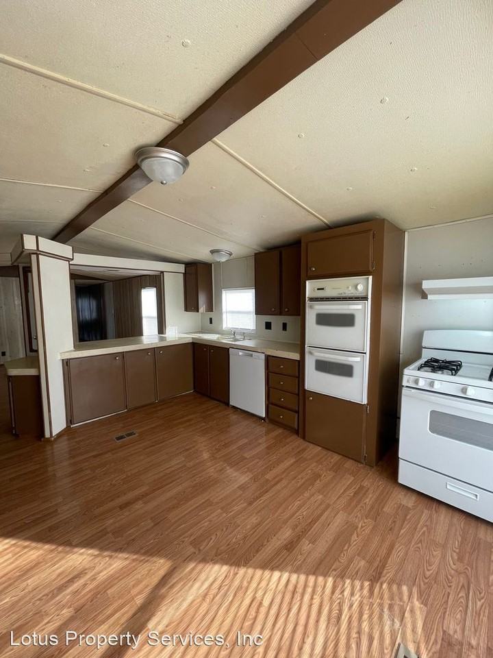 3732 CR 3875   3072 Brookside Drive - Photo 2 of 13