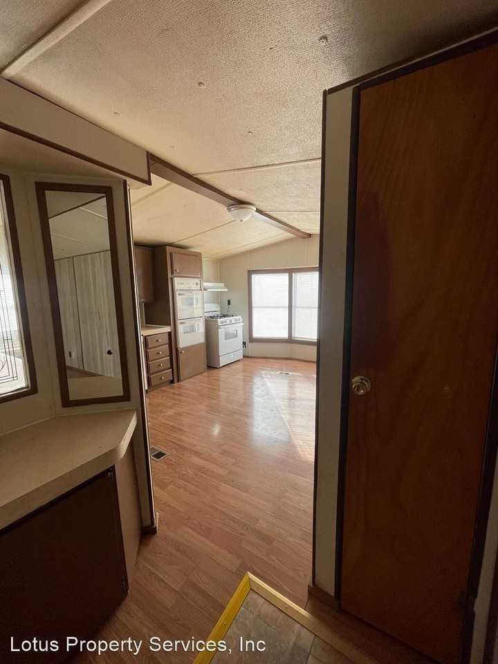 3732 CR 3875   3072 Brookside Drive - Photo 3 of 13