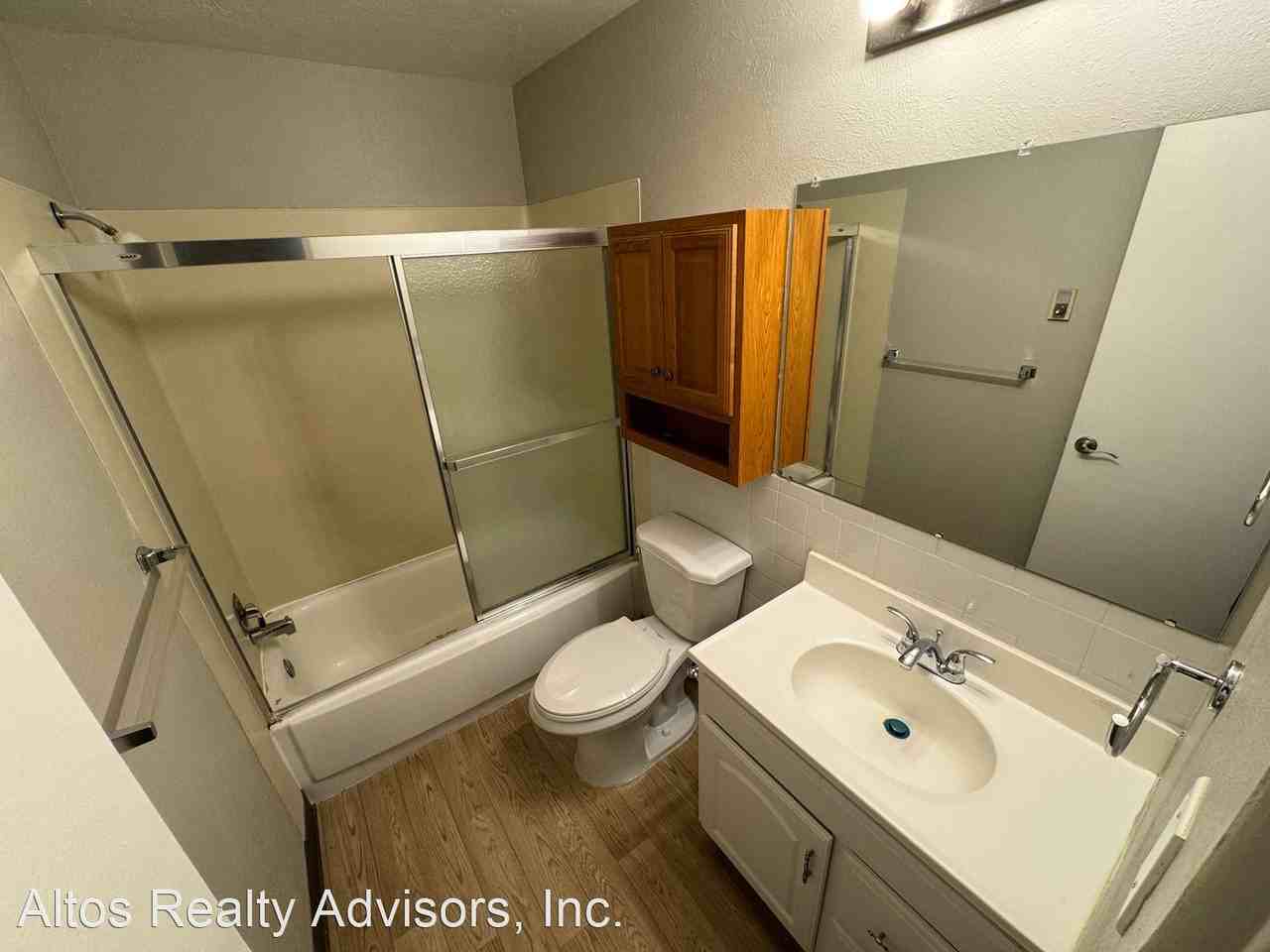 593 W Crestline Ave - Photo 2 of 12