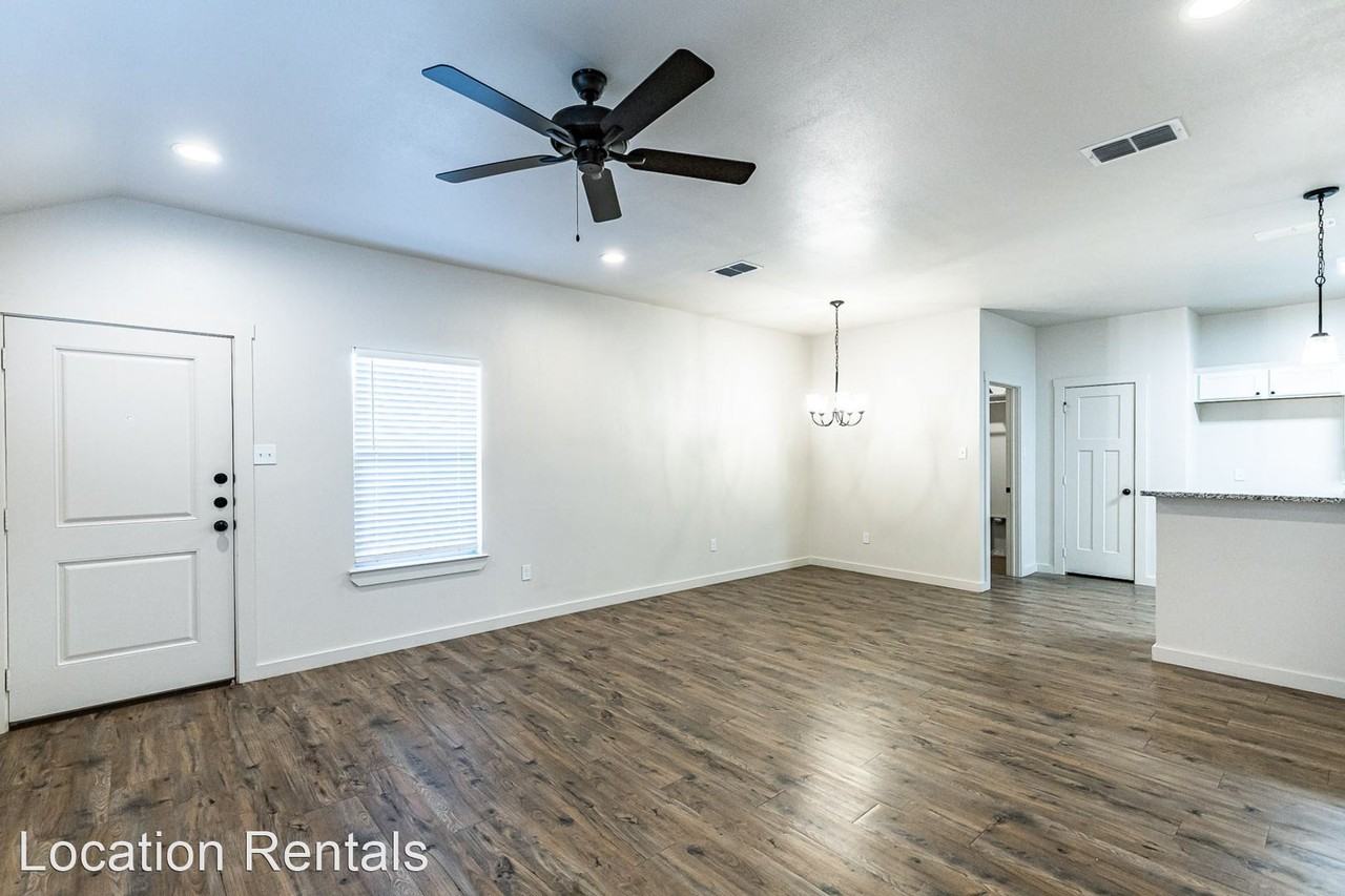 12003 Englewood Avenue - Photo 3 of 26