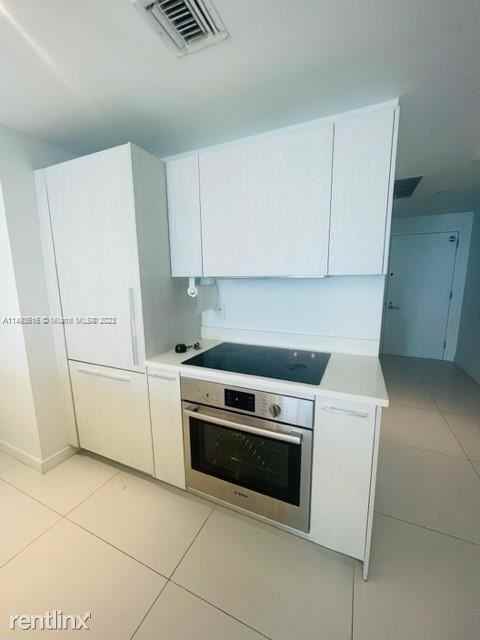 501 NE 31st St - Photo 3 of 49