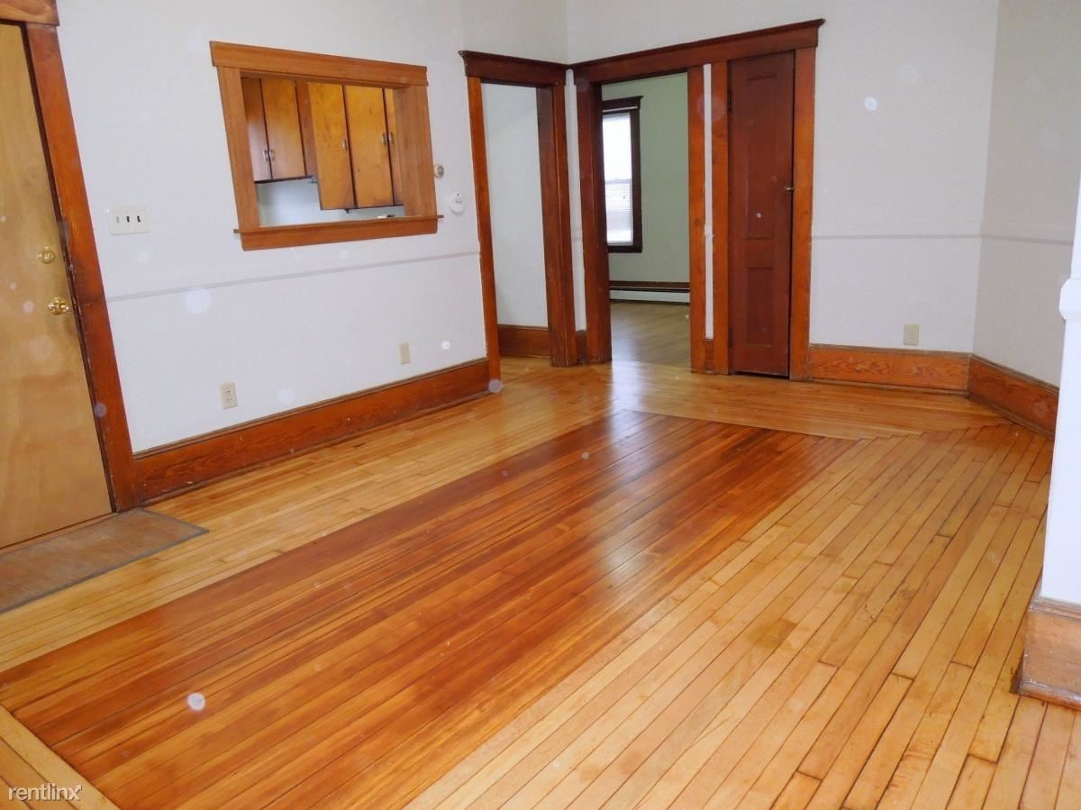 130 Deane St - Photo 2 of 11