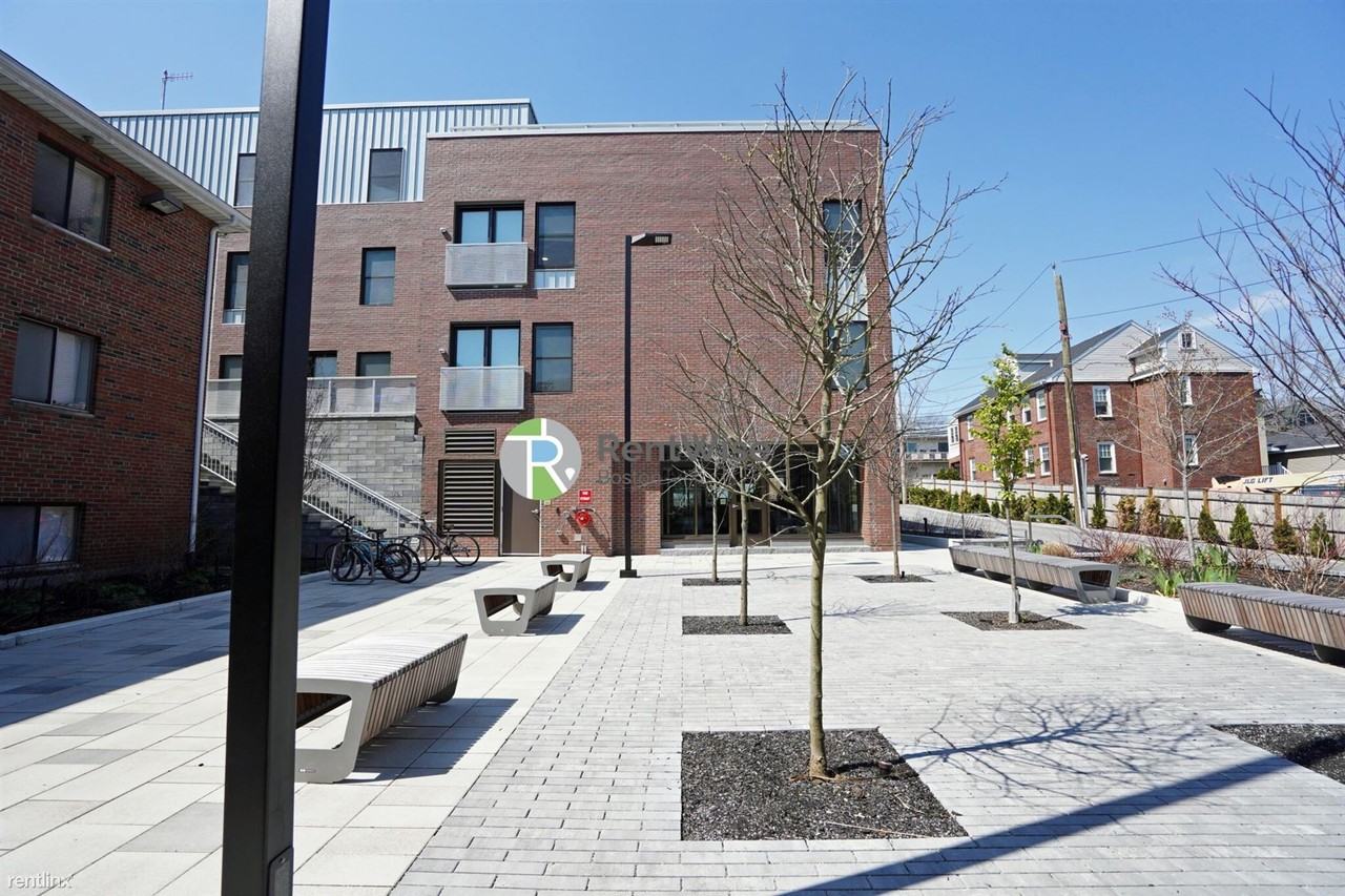 394 Langley Rd - Photo 2 of 3